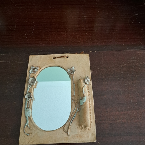 Mirror - Picture 2 of 3